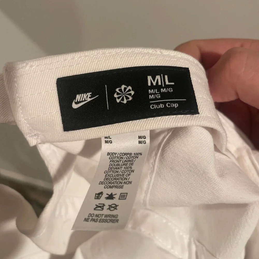 Nike Adult Unisex Club Unstructured Graphic Sneaker Air Max Cap Sz M/L NWT